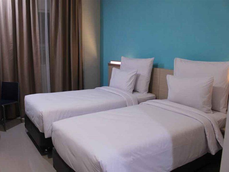 Hotel Mutiara Mitra Reddoorz Padangsidimpuan Extérieur photo