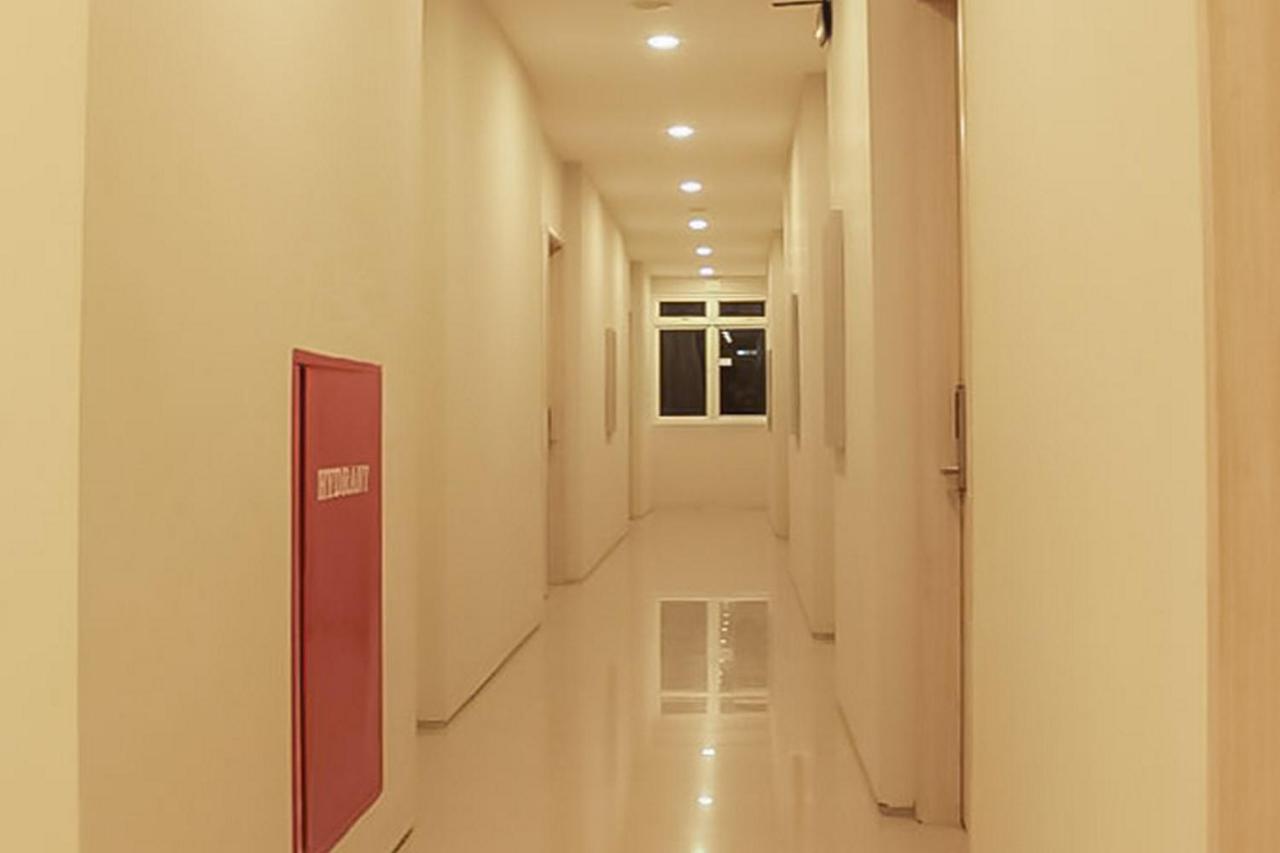 Hotel Mutiara Mitra Reddoorz Padangsidimpuan Extérieur photo
